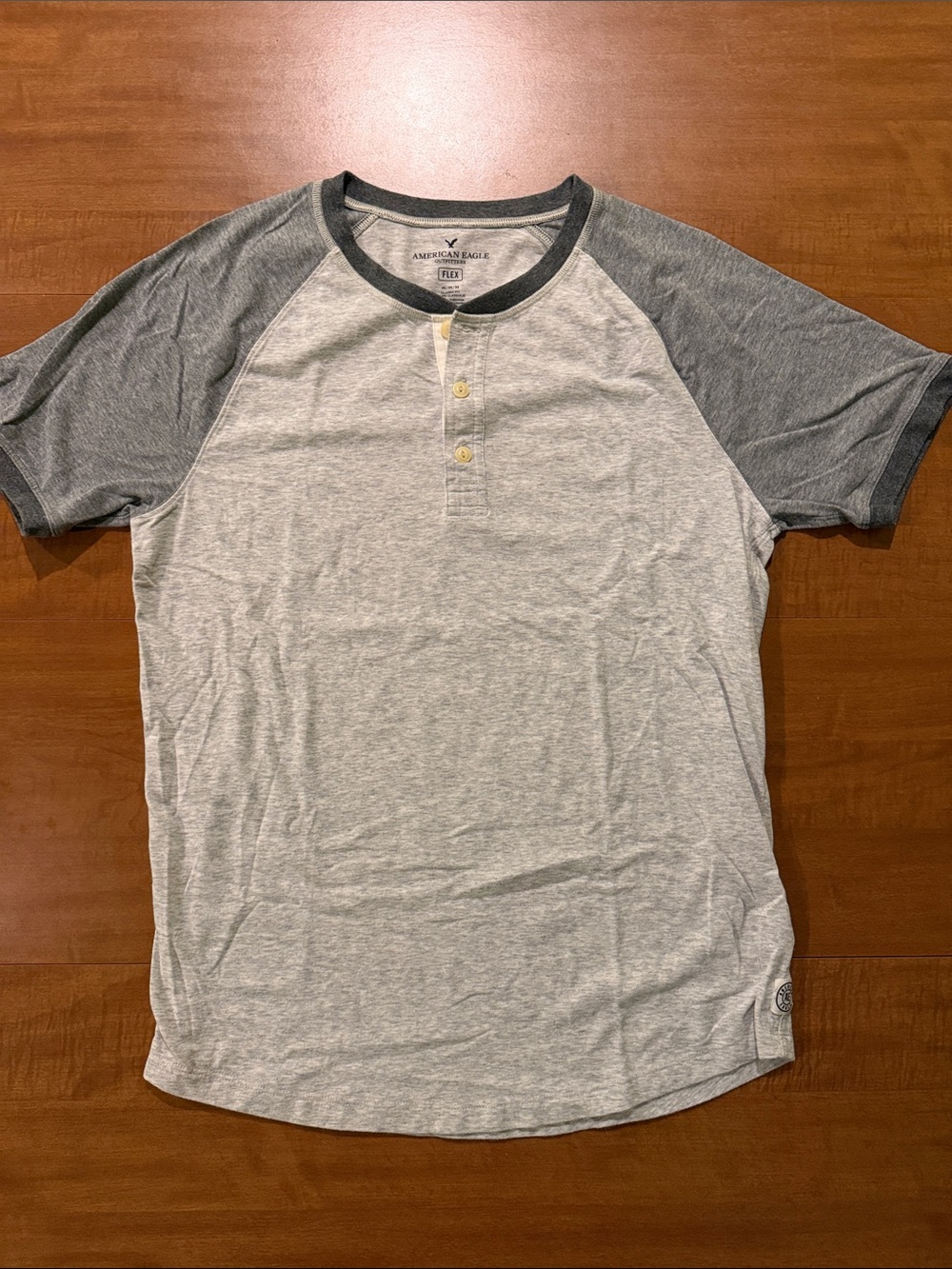American Eagle Outfitters Two-Tone Gray Raglan Henley Tee